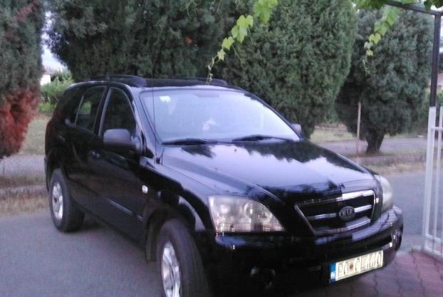Kia - Sorento LX