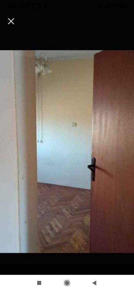 Prodaja-Podgorica--Cvijetin-brijeg-u-blizini-skole--jednosob