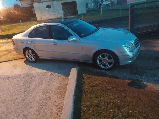 W211 2008god 300cdi bluetec