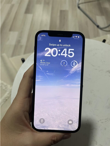 Prodajem iphone crni, 12 -470€