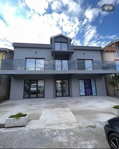 Izdajem poslovni prostor 60m2  Niksic