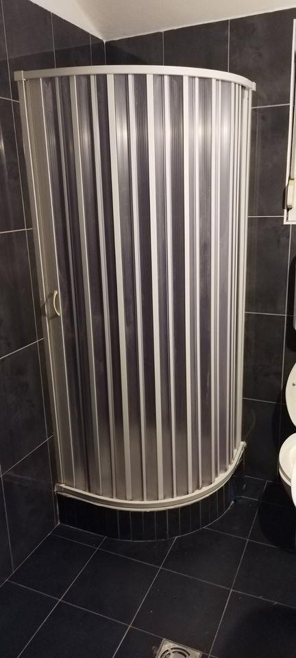 Izdaje-se-prazan-jednosoban-stan-40m2--Zabjelo---Zelenika