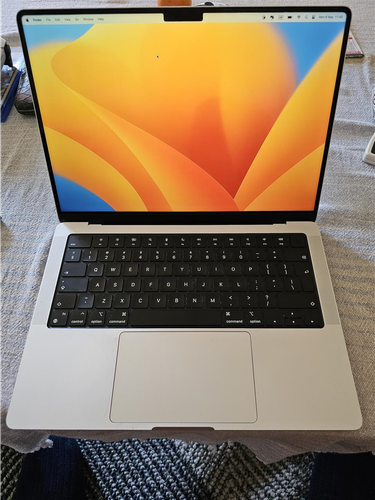 Macbook Pro 14 inch, M1 Pro chip, 2021