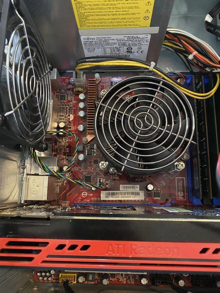 Kompjuter-pc-Fujitsu-Siemens-original