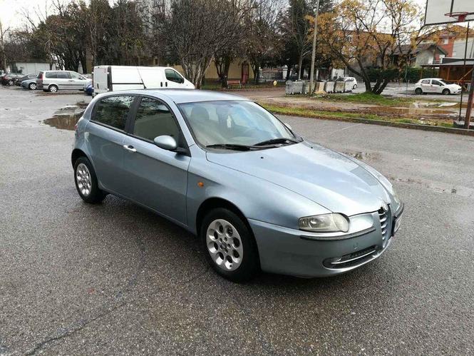 ALFA ROMEO 1.9 JTD DIZEL KIL 85 GOD 2001.AUTO.