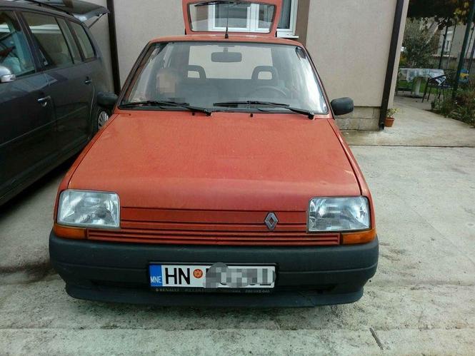 Prodaje se Reno 5