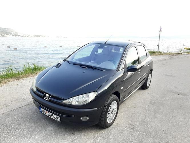 PEUGEOT 206 HDI