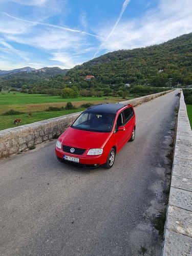 VW TOURAN