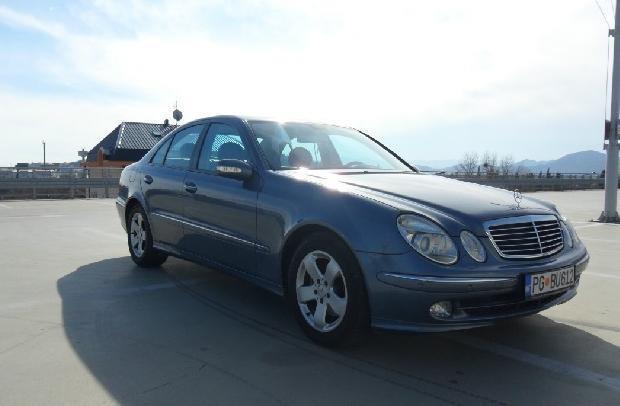 Mercedes Benz  E 220