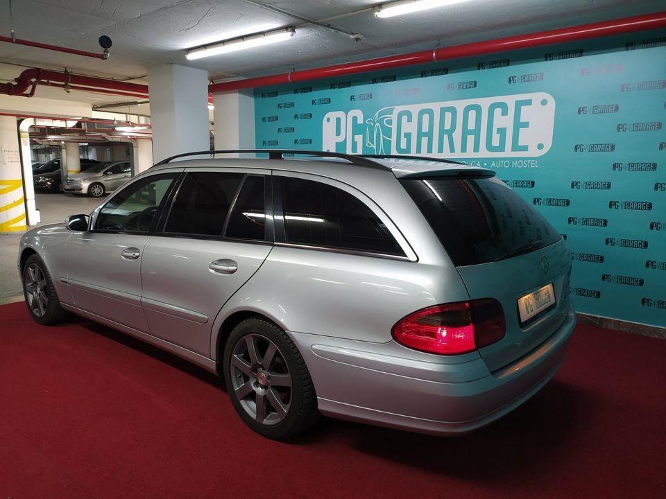 2004-Mercedes-E-220-CDI