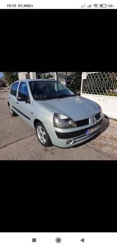 PRODAJEM KLIO 2002 GOD 15DCI .NIJE REG .DOSTA SOLIDAN AUTO.C
