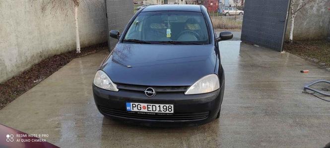 Opel corsa 1,2,55kv,2002g