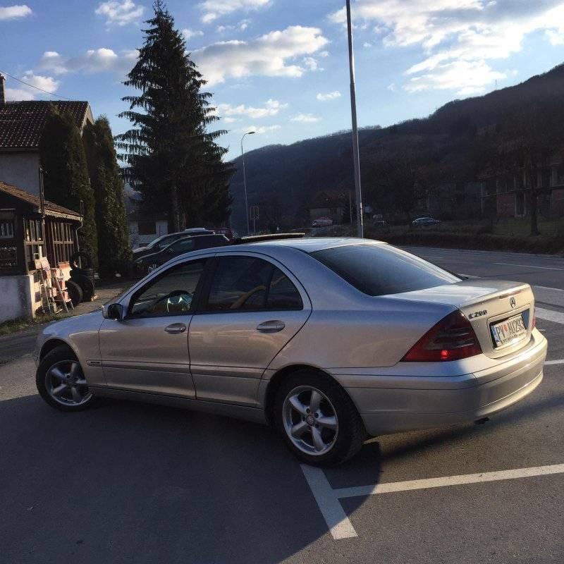 Mercedes