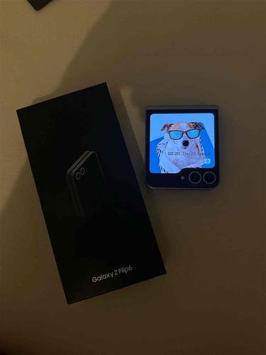 Samsung Galaxy Z Flip 6