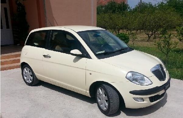 Lancia Ypsilon 16v -04