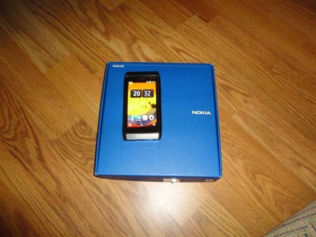 Nokia N8 