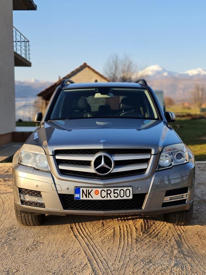 Mercedes-Benz-GLK220-CDI