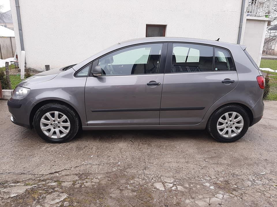 Volkswagen-Golf-PLUS