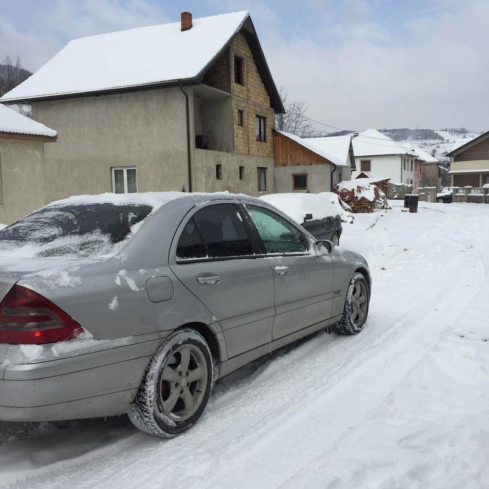 Mercedes-c220-2-2-85-kw
