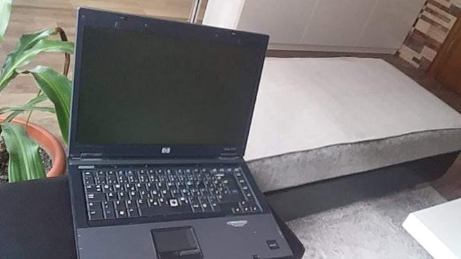 Lap top sve ispravan samo nem punac