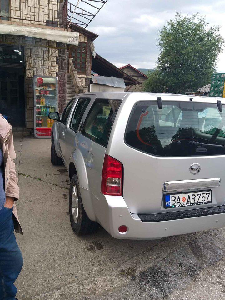 Nisan-Pathfinder-2-5tdci-2008god-