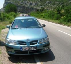Nissan Almera 2.0 D - 00