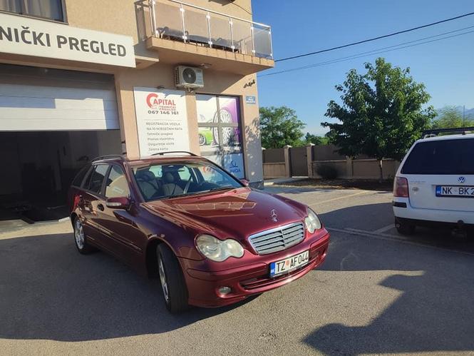 Mercedes C220 CDI 2005god