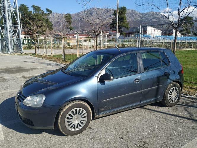 Golf 5 2.0 SDI 55 KW 2007 god