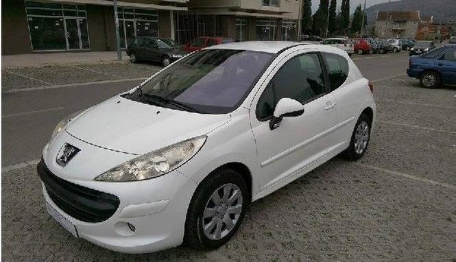 Peugeot  207 1.6 HDI -08