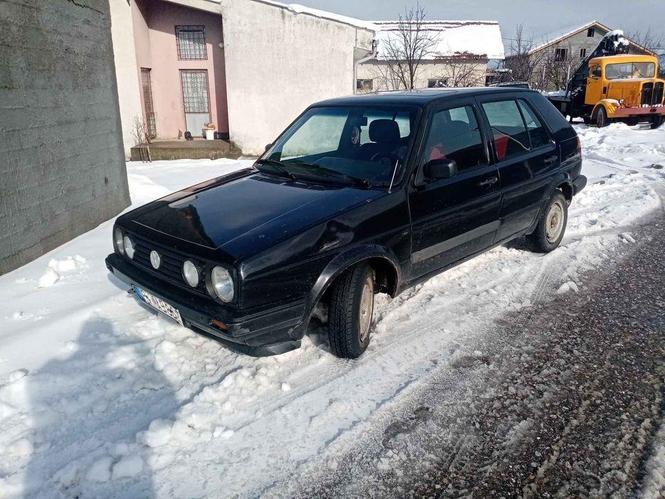 GOLF 1,6 59 91