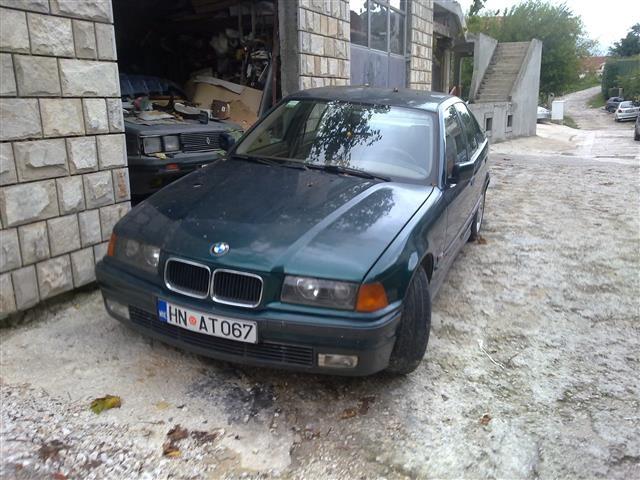 BMW 320i -95