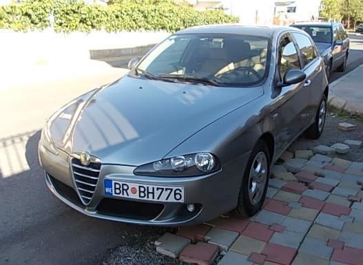 Alfa Romeo 147
