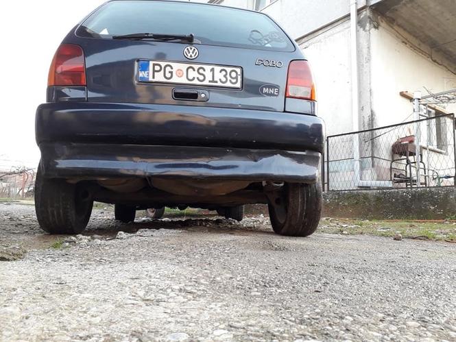 VOLKSWAGEN POLO 1.3