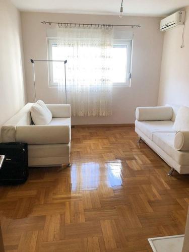 Izdaje se nenamjestena garsonjera 25m2 u zgradi Zeta Gradnje