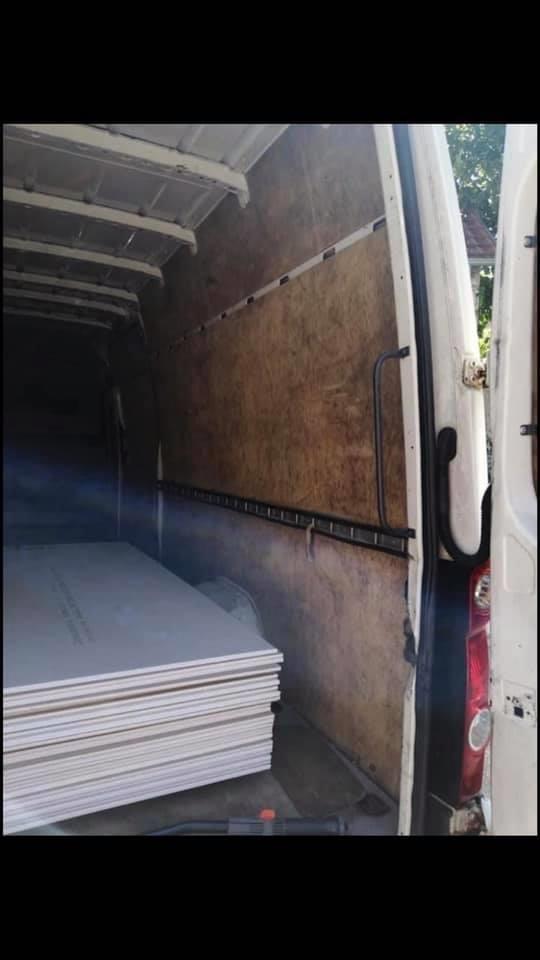 PRODAJE-SE-KOMBI-MAXI