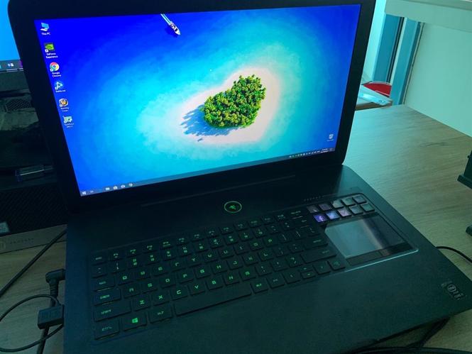 Razer Blade Pro 17inc GAMING LAPTOP