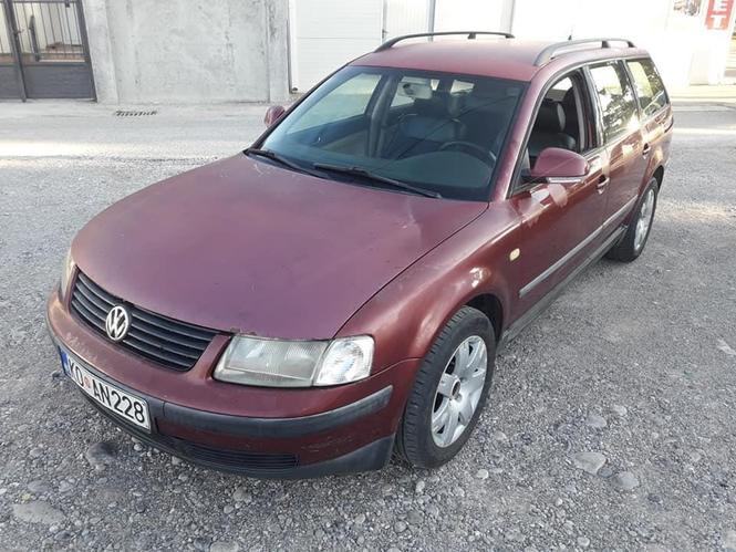 Pasat 4 99 1.9tdi god 4*4 odlično stanje matirao odradjeni s