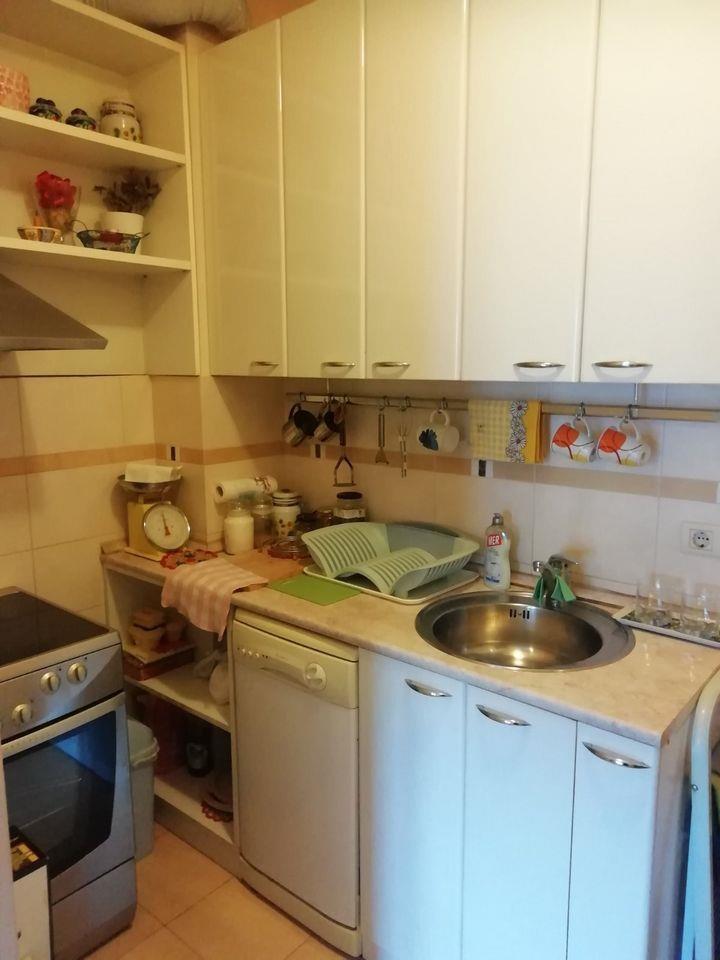 Izdaje-se-jednosoban-stan-Preko-Morace-u-zgradi-Maksim-42m2