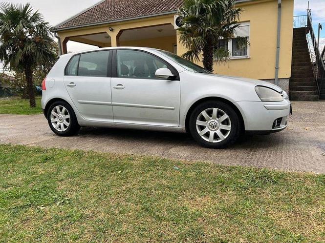 Golf 5 2.0 103 kw