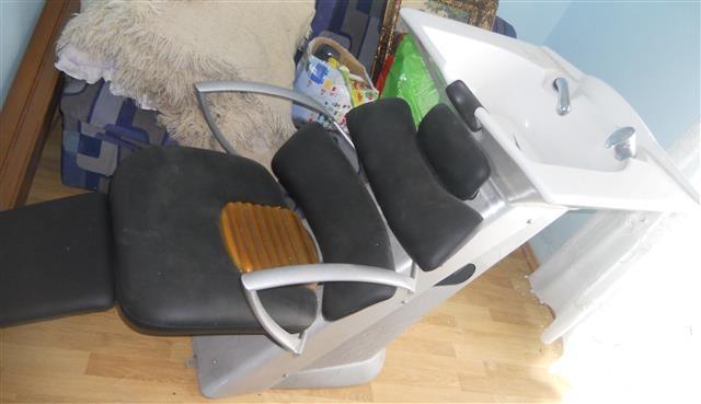 Opremu za frizerski salon