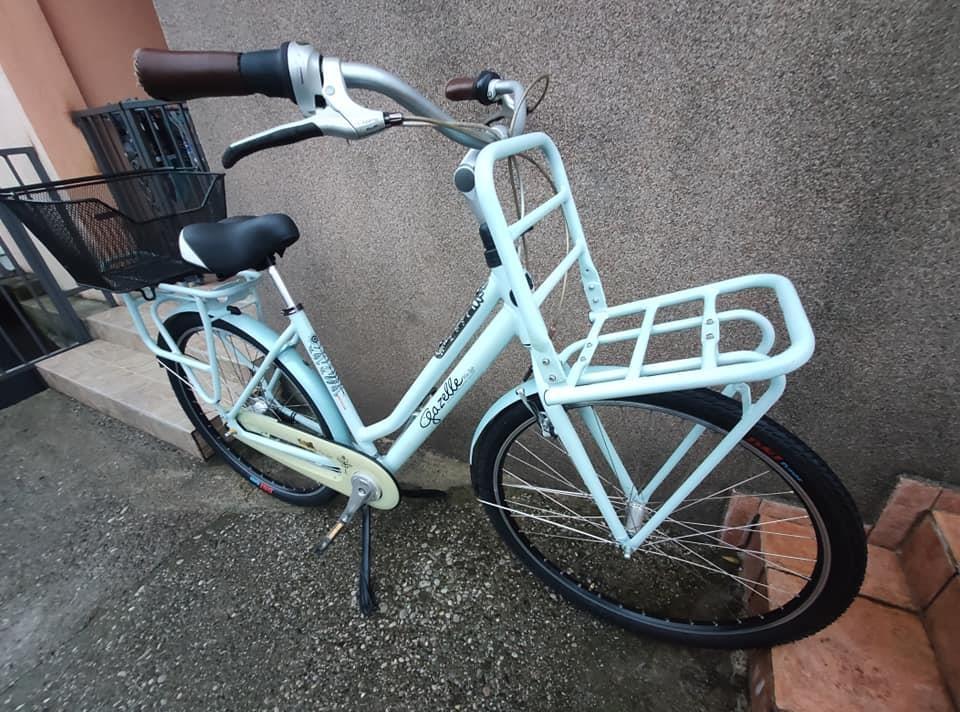 Prodajem-biciklo-Gazelle--nexus-7-brzina--49cm-ram--odlično-