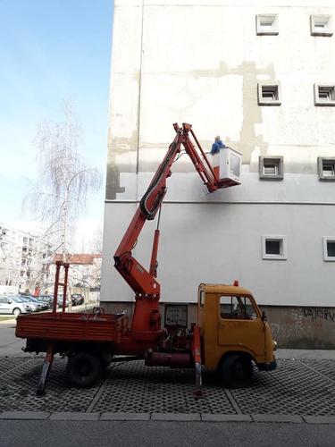 Izdavanje auto dizalica korpa