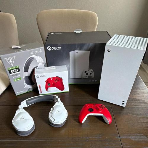 Microsoft Xbox Series X 1TB White Console Pulse Red Controll