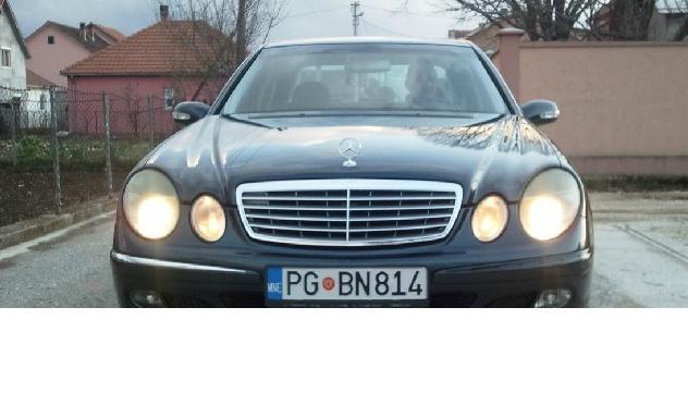 Mercedes Benz - E 240 211