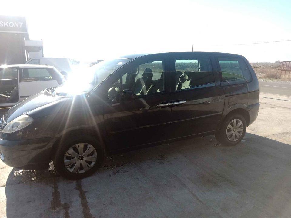 Citroen-c8-2004-god