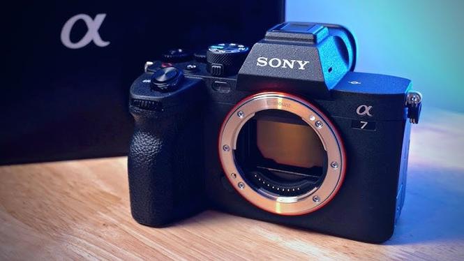Sony Alpha 7 IV