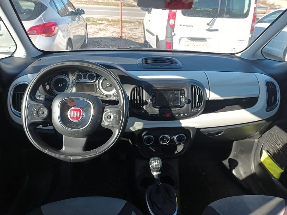 Fiat-500-L