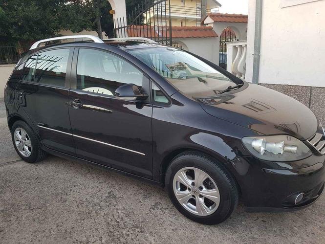 Prodajem Vw golf 5 plus