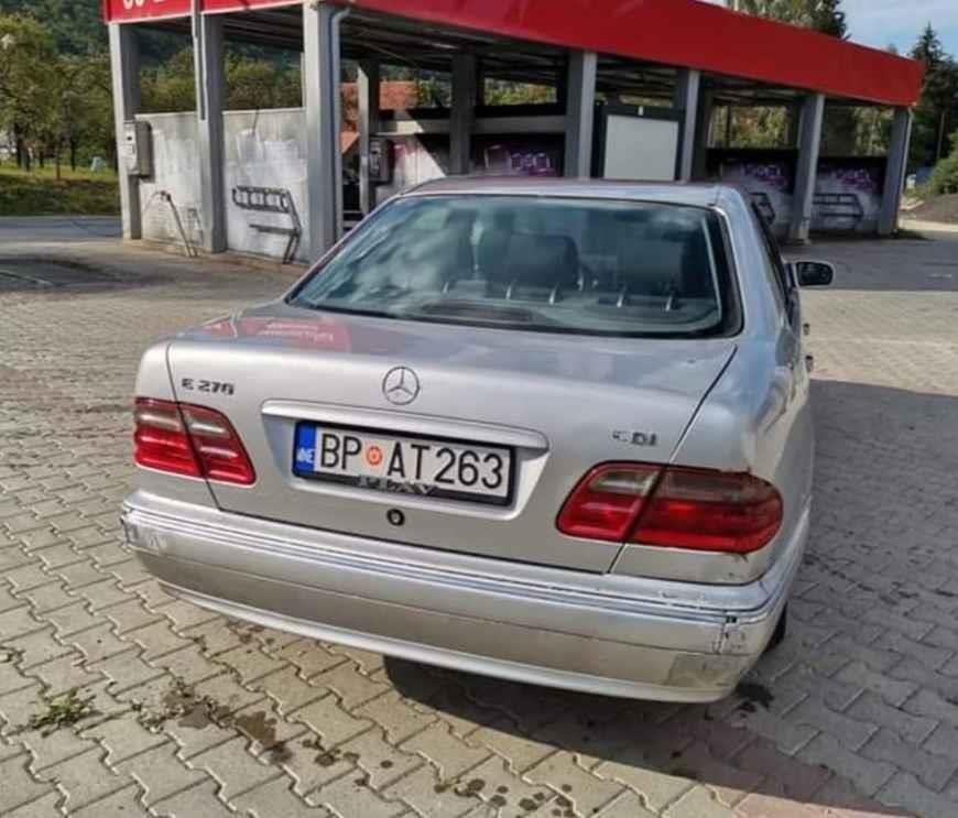 Mercedes-E-270-cdi-automatic-dobro-stanje-moguca-zamjena-069