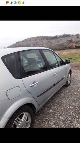 Auto je u dosta dobru stanju Moze zamena za razno